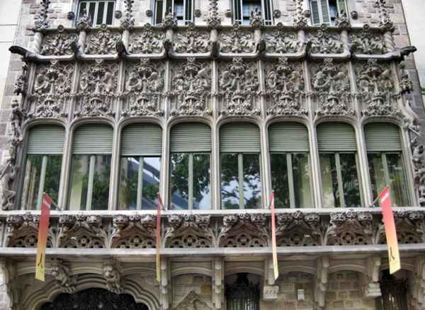 Palau Baró de Quadras en Barcelona