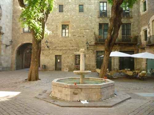 Plaça Felip Neri en Barcelona