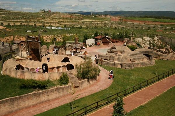 Paleosenda - Dinópolis Paleosenda - Dinópolis