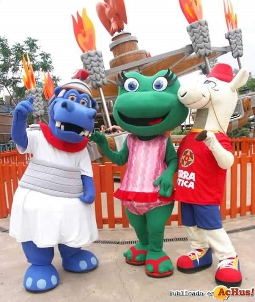 Visitar Terra Mítica en familia